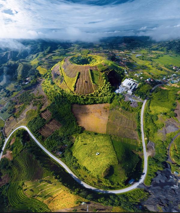 Núi lửa Tây Nguyên