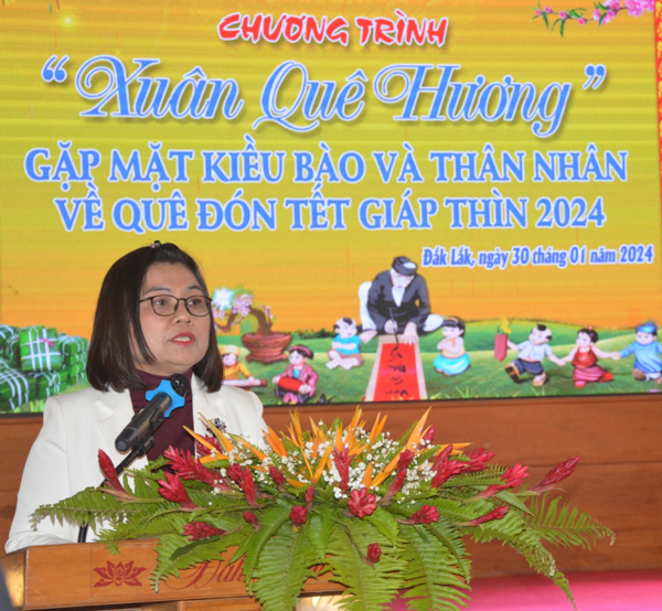 Xuân Quê hương tại Đắk Lắk, gặp mặt kiều bào về quê đón Tết Nguyên đán Giáp Thìn 2024